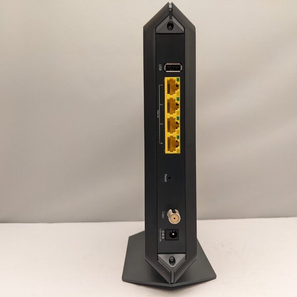 NETGEAR AC1900 Nighthawk DOCSIS 3.0 1.9Gbps Cable Modem + WiFi Router | C7000v2 - Picture 15 of 15